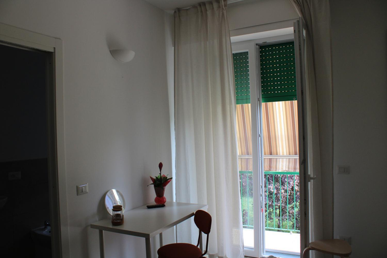 Others 5, B&B da Antonella, Milano