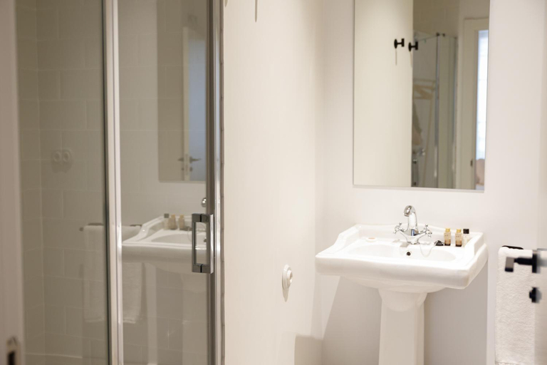 Bathroom 3, Casa Alberola Apartments, Alicante
