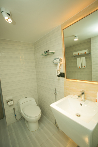 Bathroom 4, Hotel Omni Residency, Dhaka