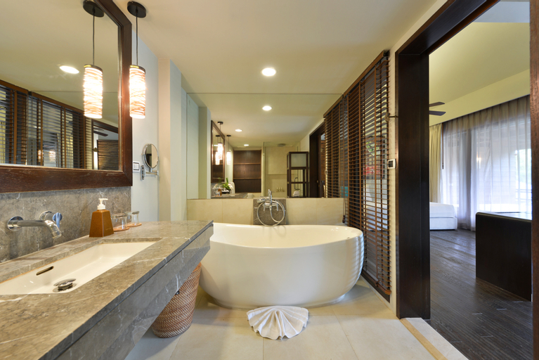 Bathroom 4