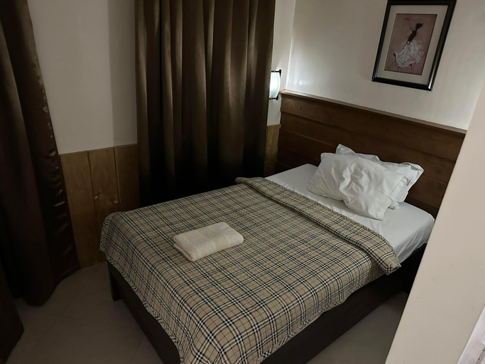 Bedroom 8