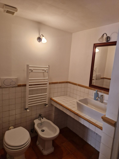 Others 4, Pepe's Place - Carlo Alberto, Roma