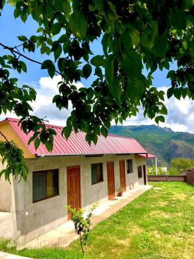 Others 3, Sanahin VaLiVa Guest House