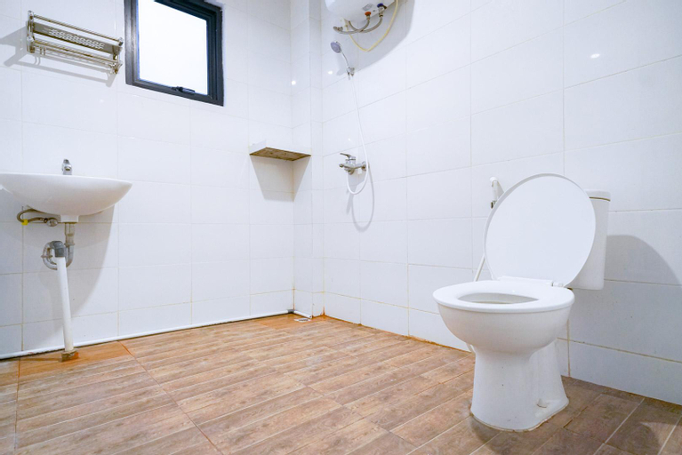 Bathroom 5
