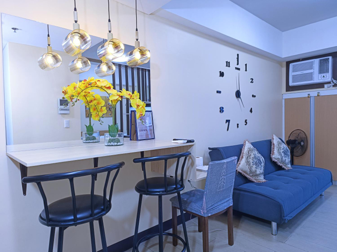Others 3, Near Terminal 3 Two Palmtree Villas- Walking distance only (JJRMK), Pasay City