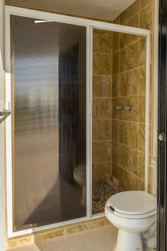 Bathroom 3, Sundaze Homestay, Mazatlán