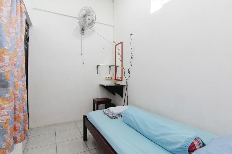 Bedroom 12