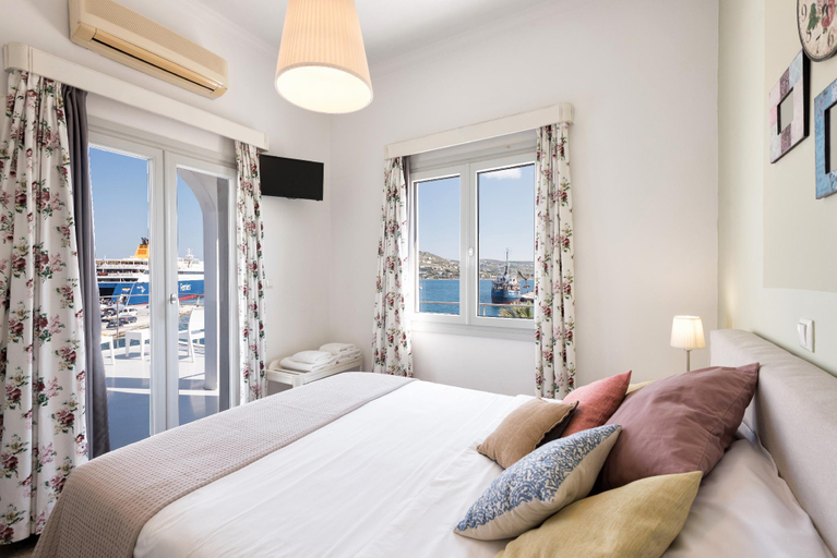 Bedroom 2, Oasis Hotel Paros, South Aegean