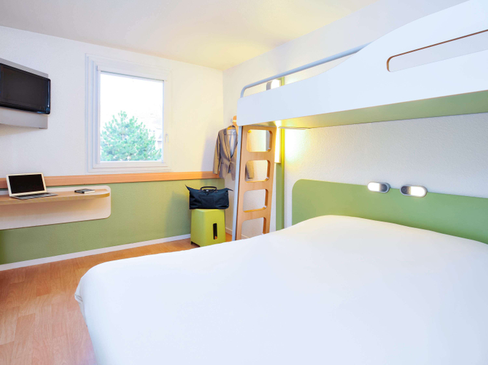 Bedroom 3, Ibis budget Lille Gares Vieux-Lille, Nord