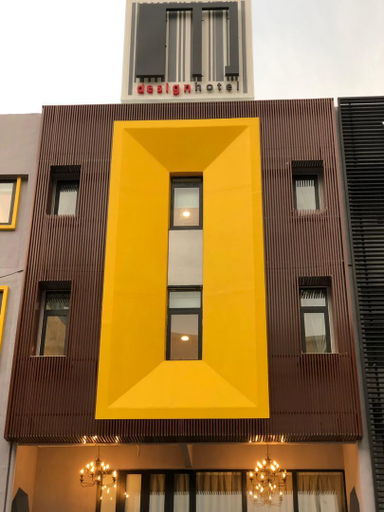 Exterior 19
