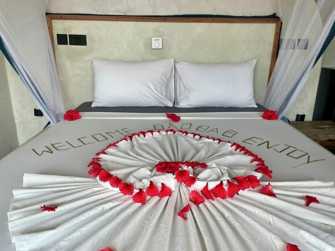 Bedroom 3, Baobab Bungalows, Kusini