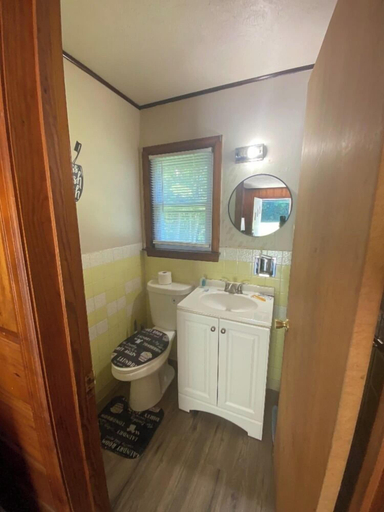 Bathroom 5, Heart of the Berkshires, Berkshire