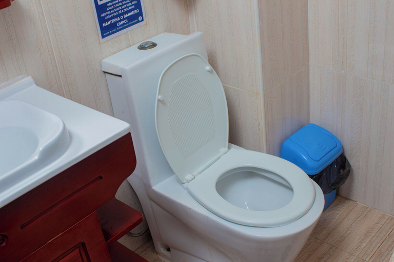 Bathroom 3, HOTEL LLAELL, Kilamba Kiaxi