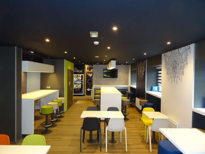 Food & Drinks 5, ibis budget Caen Centre Gare, Calvados