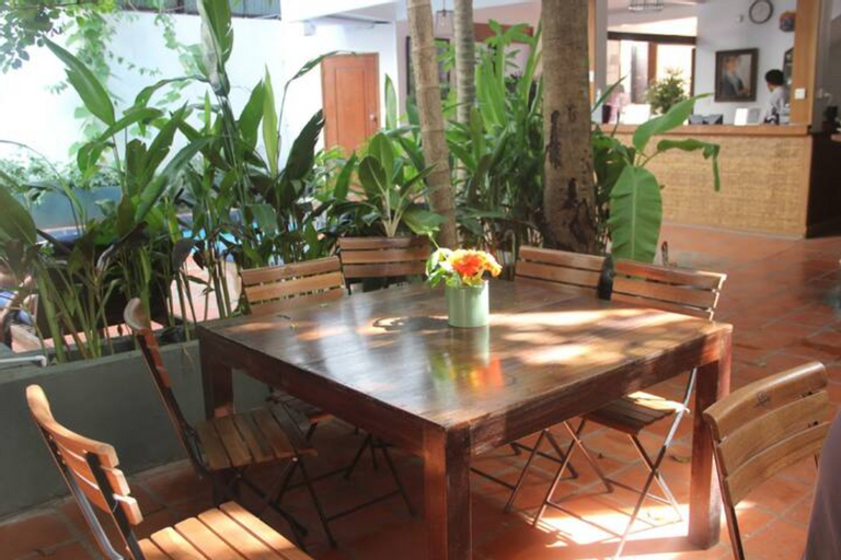 Dining Room 1