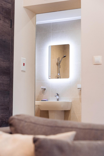 Bathroom 2, Cityscape Luxury Suites, Plovdiv