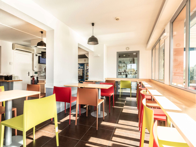 Food & Drinks 5, ibis budget Bourges, Cher