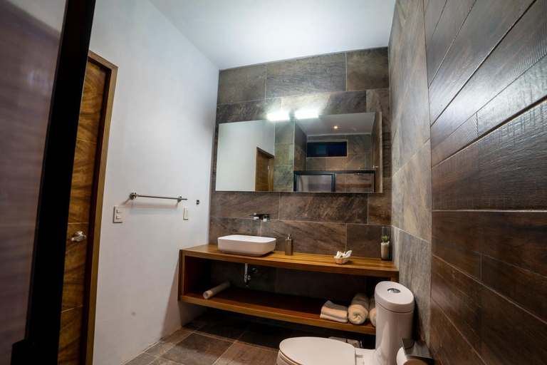 Bathroom 3, Villa Guadalupe, Chapala