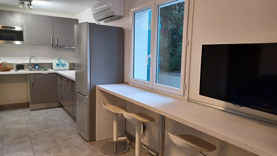 Dining Room 8