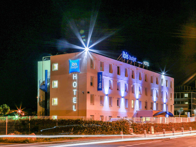 Exterior & Views 2, ibis budget Marseille Vitrolles, Bouches-du-Rhône