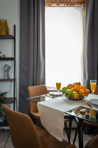 Others 2, Downtown New Haven, Spacious Stay by Yale - AO Destinations, New Haven