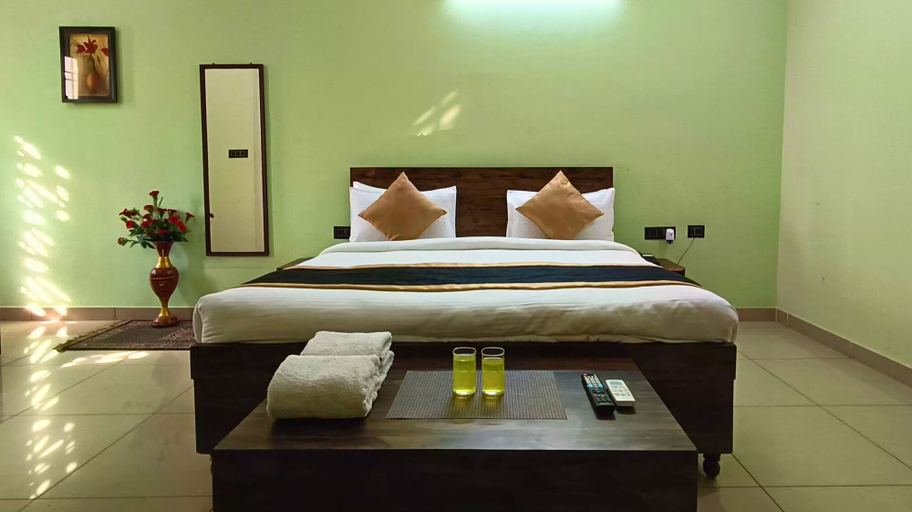 Bedroom 3, White House Country Inn, Jhajjar