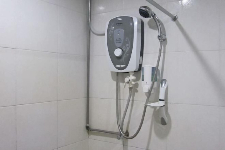 Bathroom 6