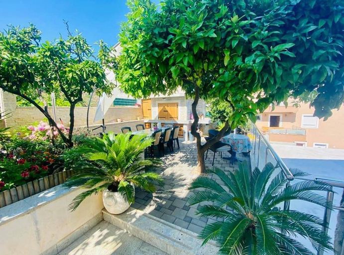 Others 4, Mastrinka Bright Apartment With Free Parking and Modern Amenities, Trogir