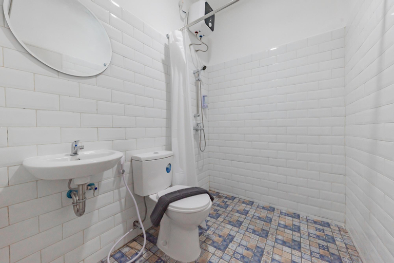 Bathroom 3