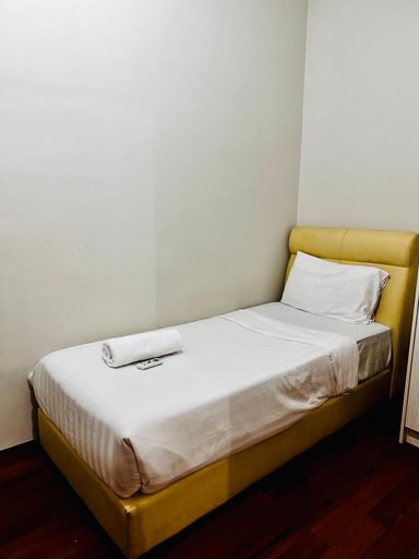 Bedroom 16