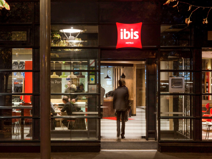 ibis Paris Porte de Clichy Centre, Hauts-de-Seine