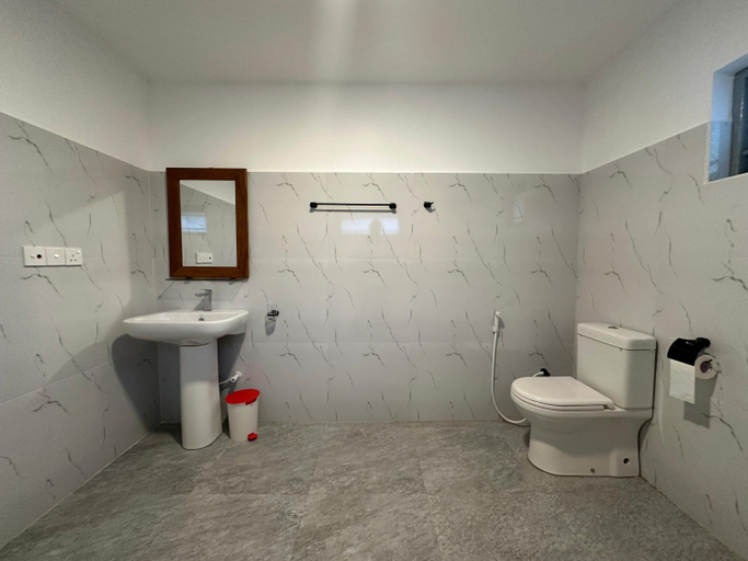 Bathroom 5, Villa 95 Hiriketiya, Dickwella