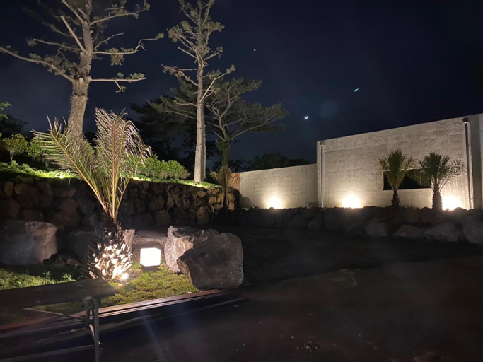 Santiago Jeju Private Pool Villa, Jeju