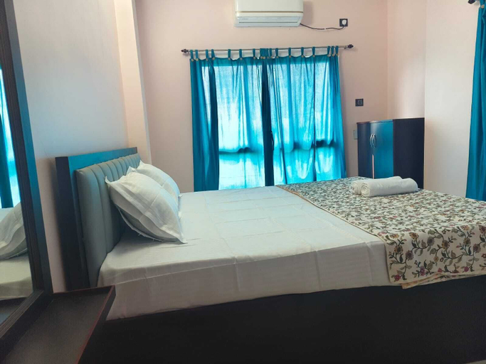 Bedroom 2, Dui Kanya Henshel Ghar, Birbhum