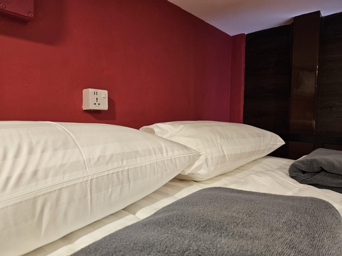 Bedroom 29