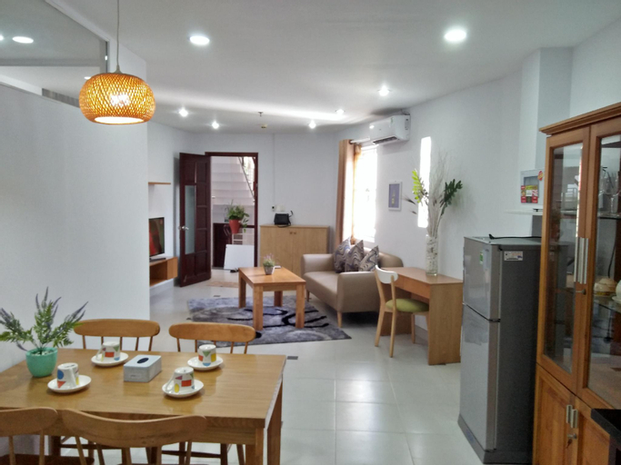 Dining Room 1