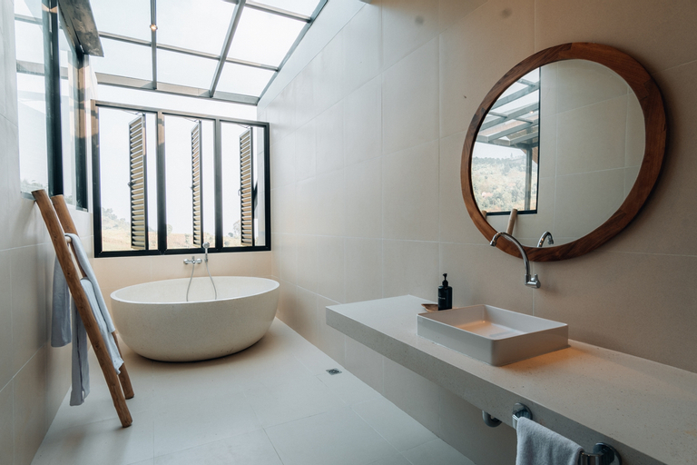 Bathroom 4
