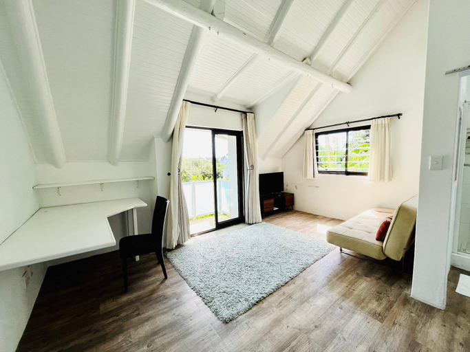 Bedroom 6
