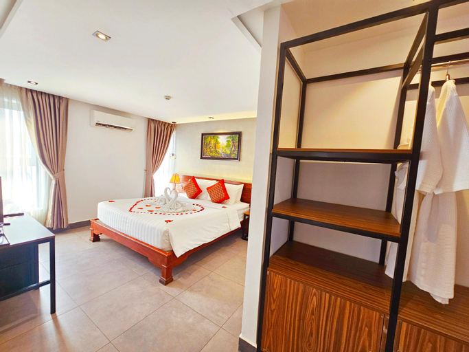 Bedroom 6