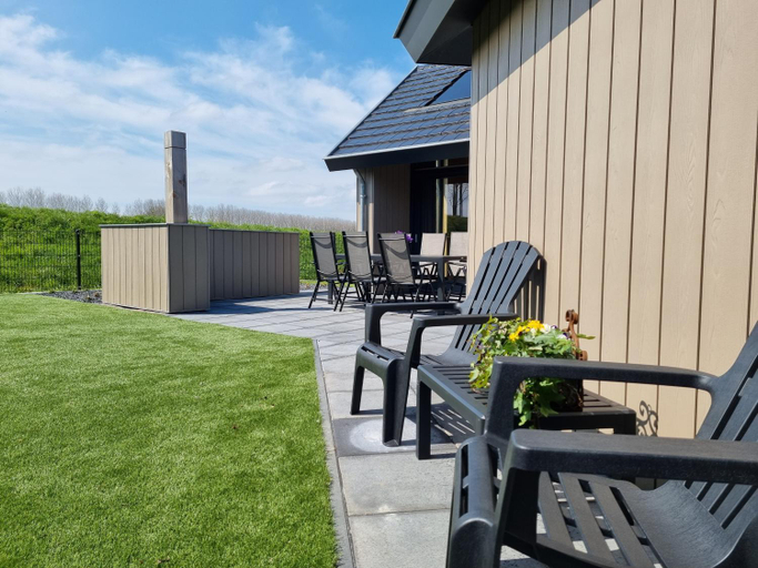 Garden, Chalet aan de Oosterschelde met Airconditioning!, Tholen