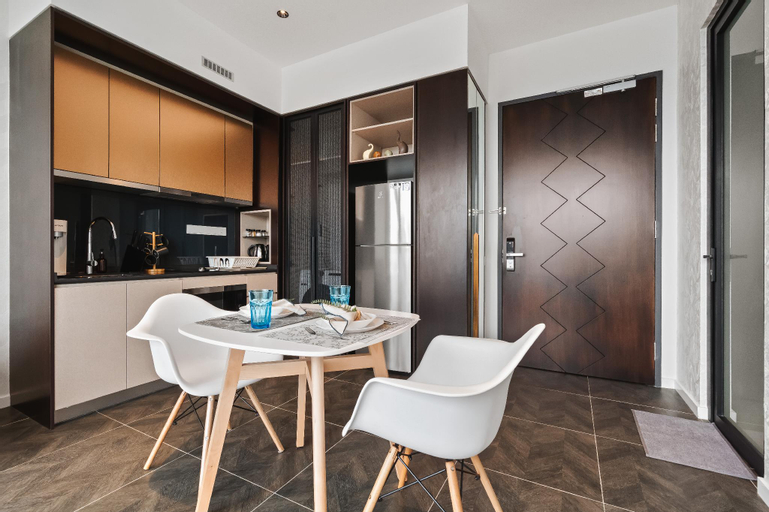 Dining Room 19