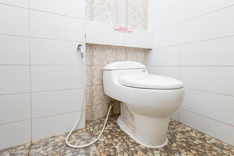 Bathroom 4