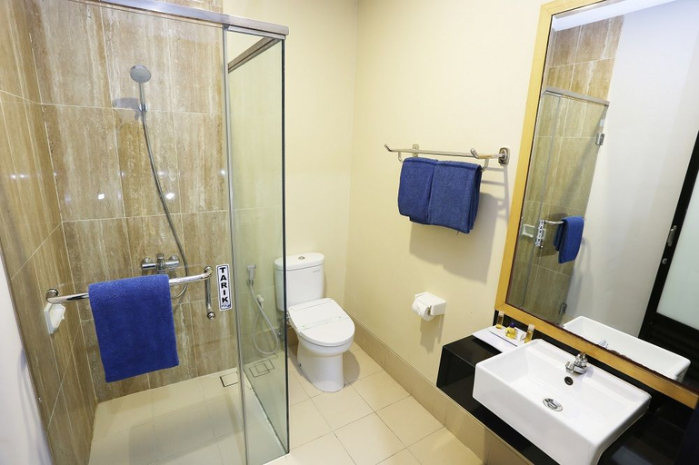 bathroom 30