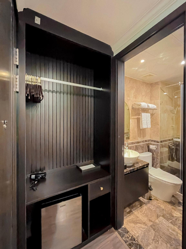 Bathroom 1