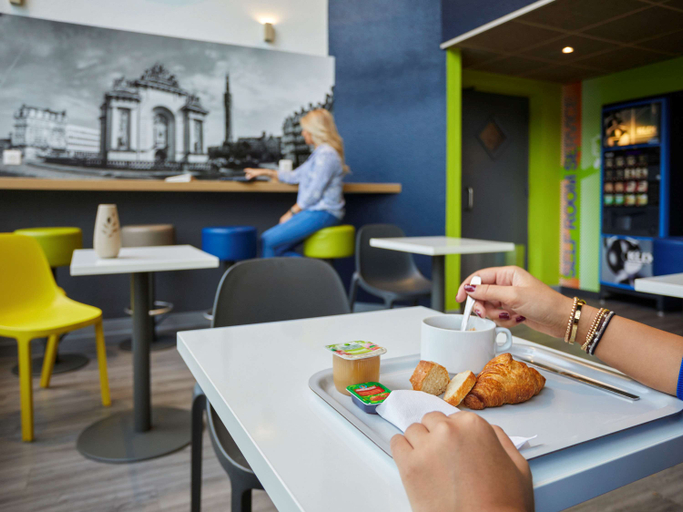 Food & Drinks 2, ibis budget Lille Villeneuve d'Ascq, Nord