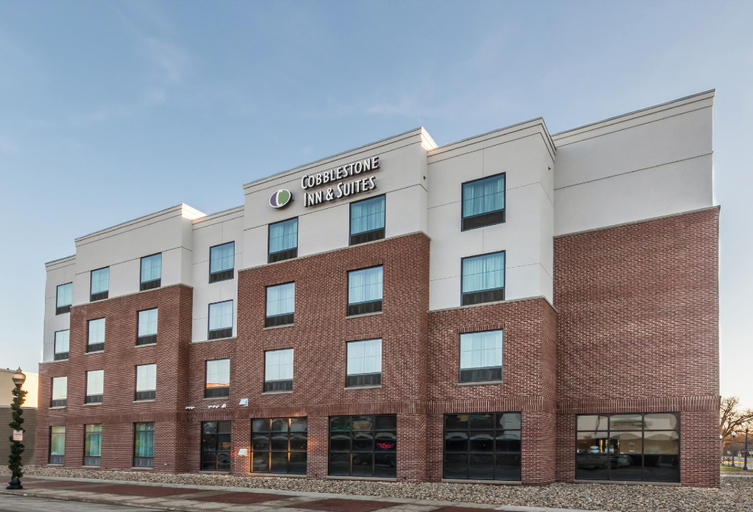 Exterior & Views 1, Cobblestone Inn & Suites - Waverly, Bremer