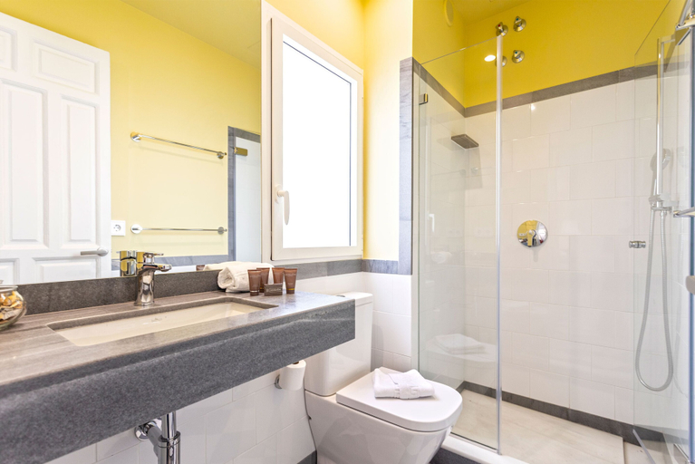 Bathroom 4, Genteel Home San Laureano, Sevilla