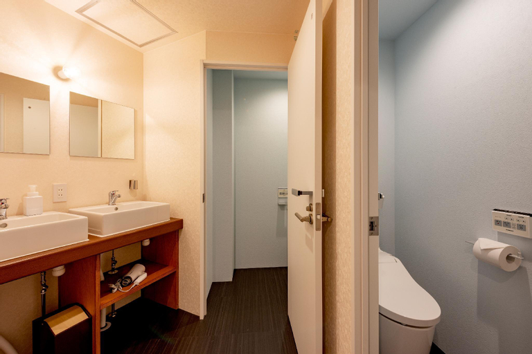 Bathroom 5