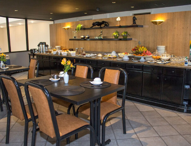Food & Drinks 5, Lord Plaza, Teixeira de Freitas