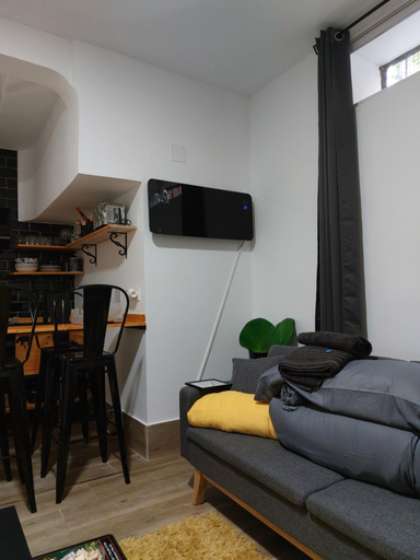 Others 5, Apartamento completo distancia 350m Chamartin, Madrid